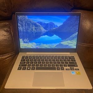 Samsung Galaxy Book Go 5G